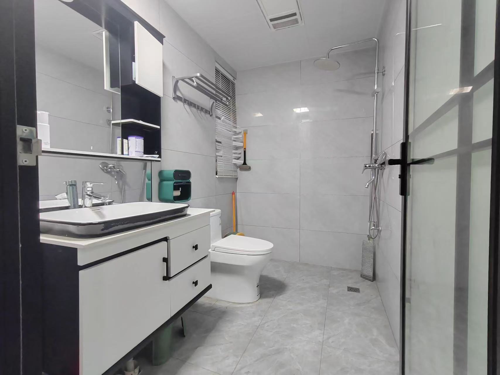 城南，御台公馆，东边户，基本未住，成色新，单价5300，证满二