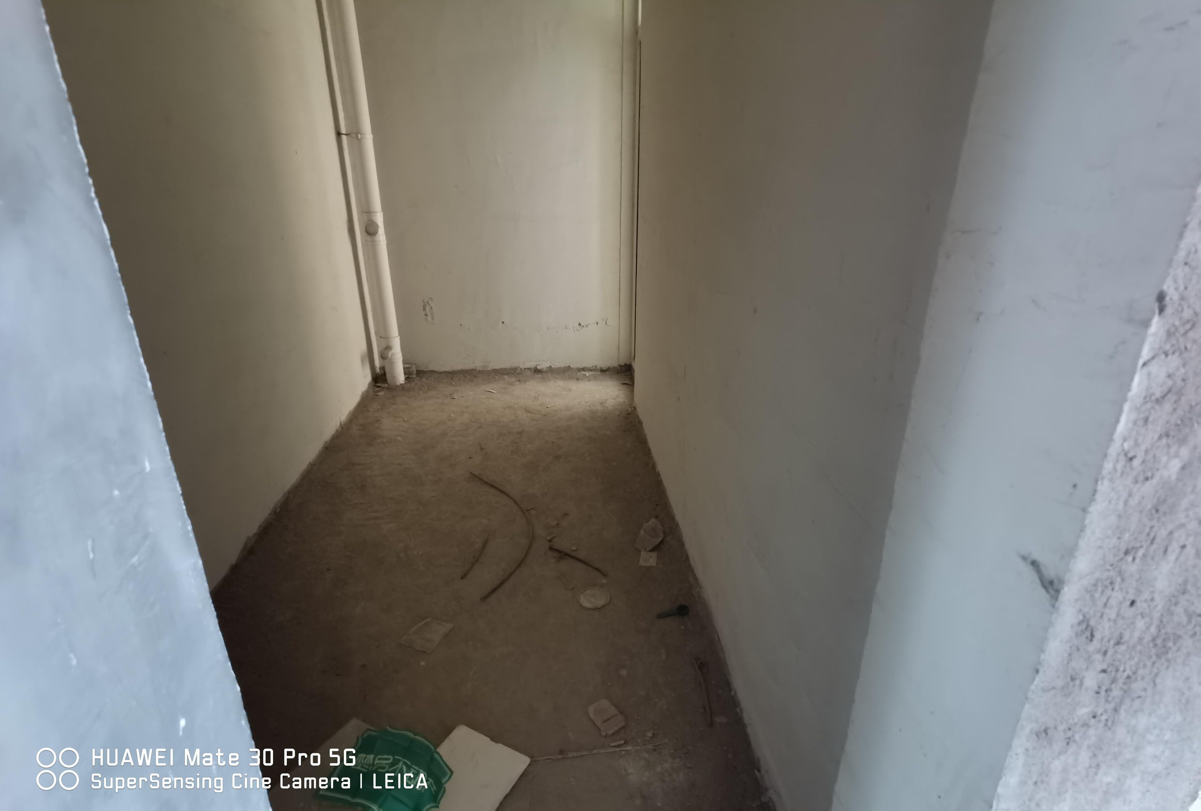 翰林公馆毛坯小三房中高楼层采光视野好出行方便