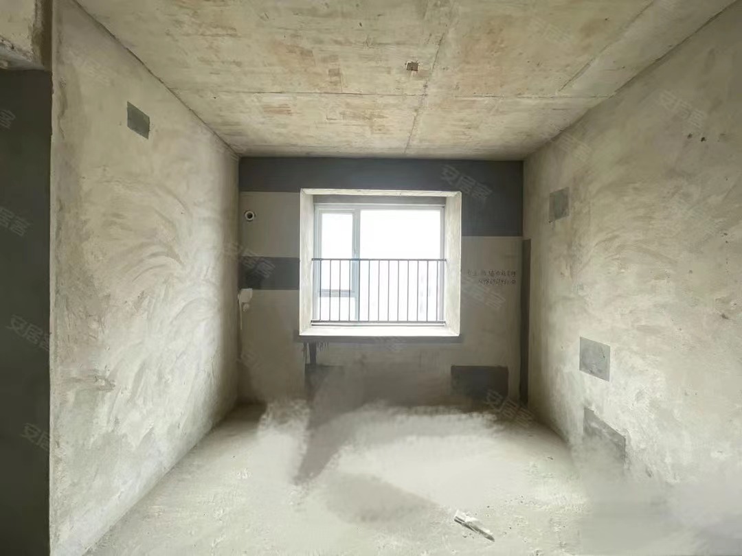 9，仙桃晓学旁，满庭春毛坯3房，证件满二，电梯好楼层，捡漏，采光好