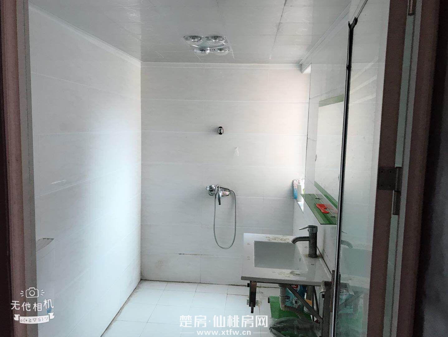 杜湖小区精装私房