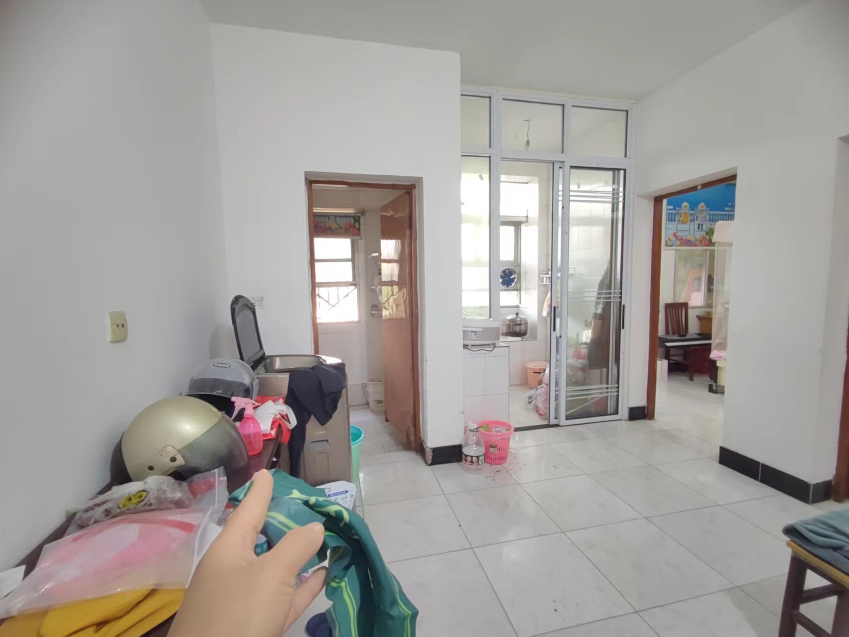 汉江学生公寓70年产权步梯2楼证件齐全看房方便