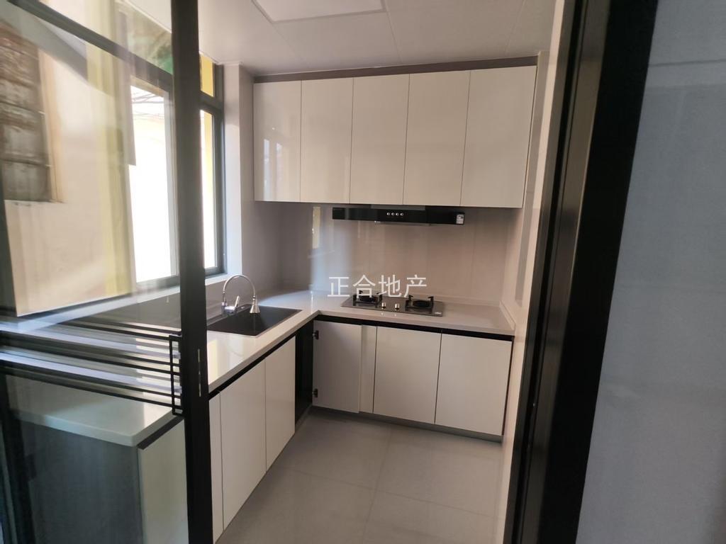 养老房，前后有院子，钱沟菜场附近1楼，三房，采光好，拼手速，可谈