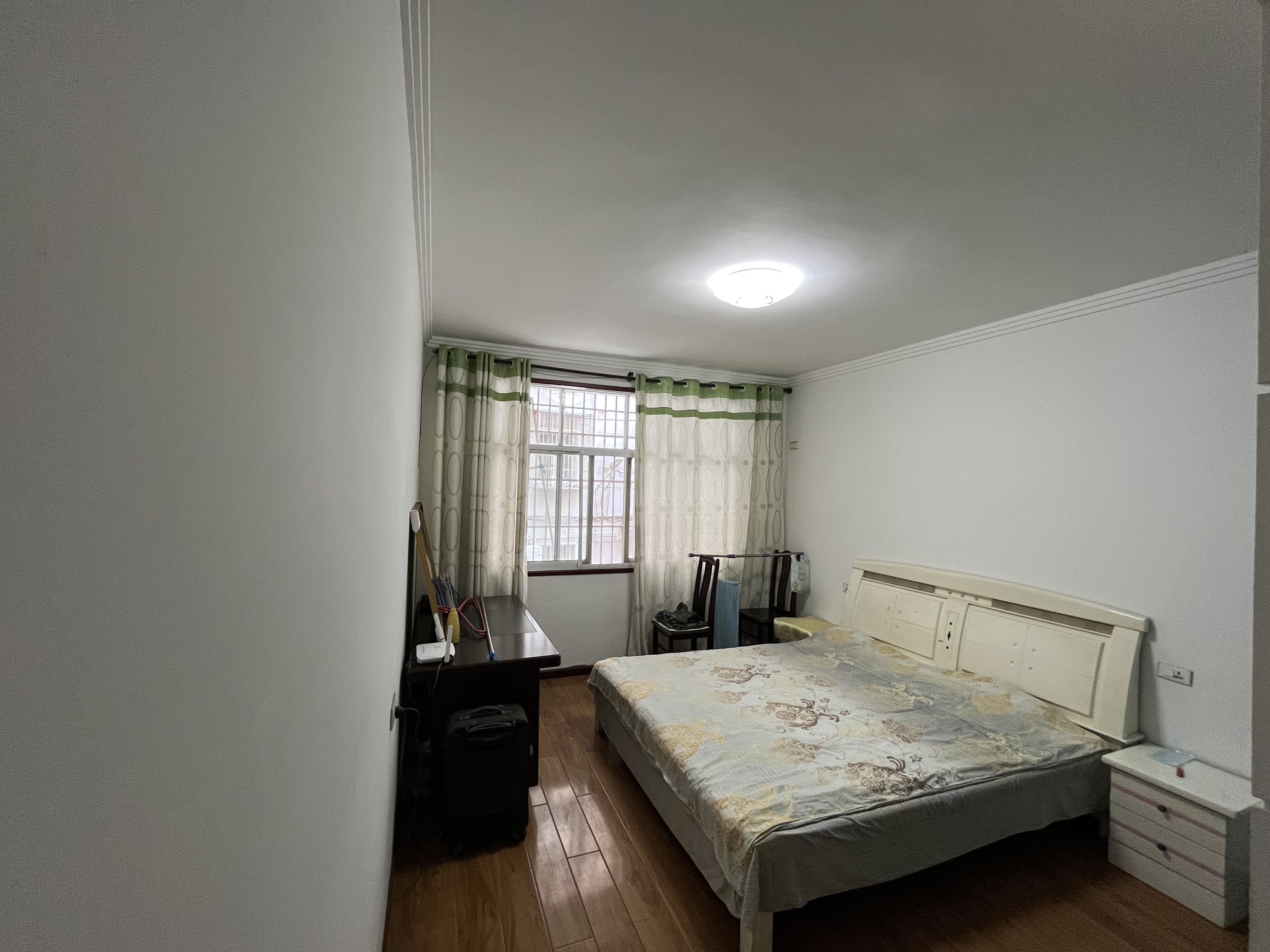 沙嘴菜场旁精装大三房步梯好楼层直接领包入住钥匙看房