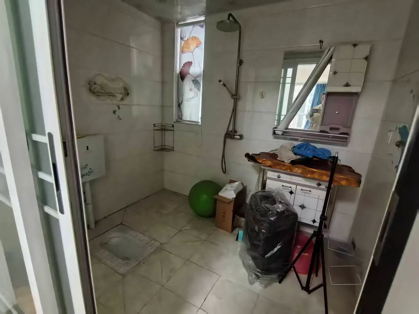 捡漏，和合国际城，电梯好楼层，边户，​送车位，精装三房