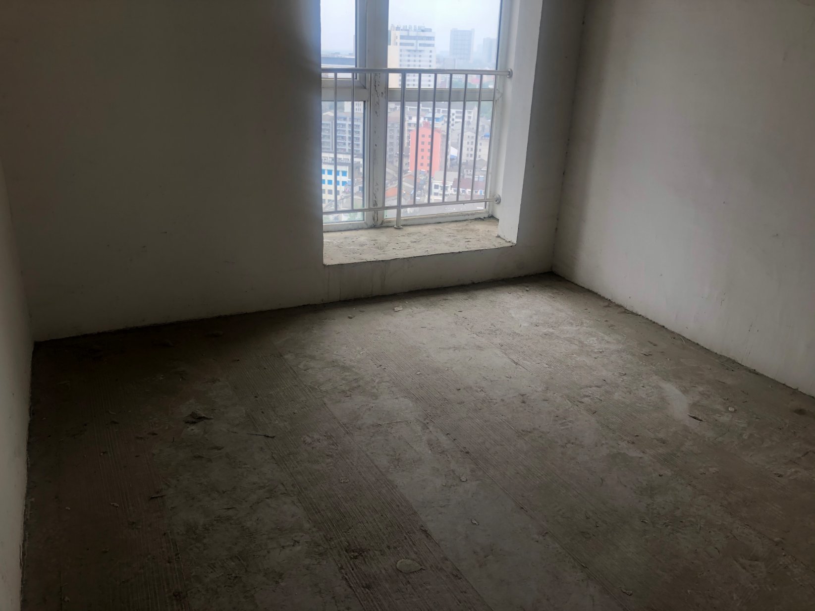 福星城毛坯好户型3是2厅2卫证满2楼层好接受按揭