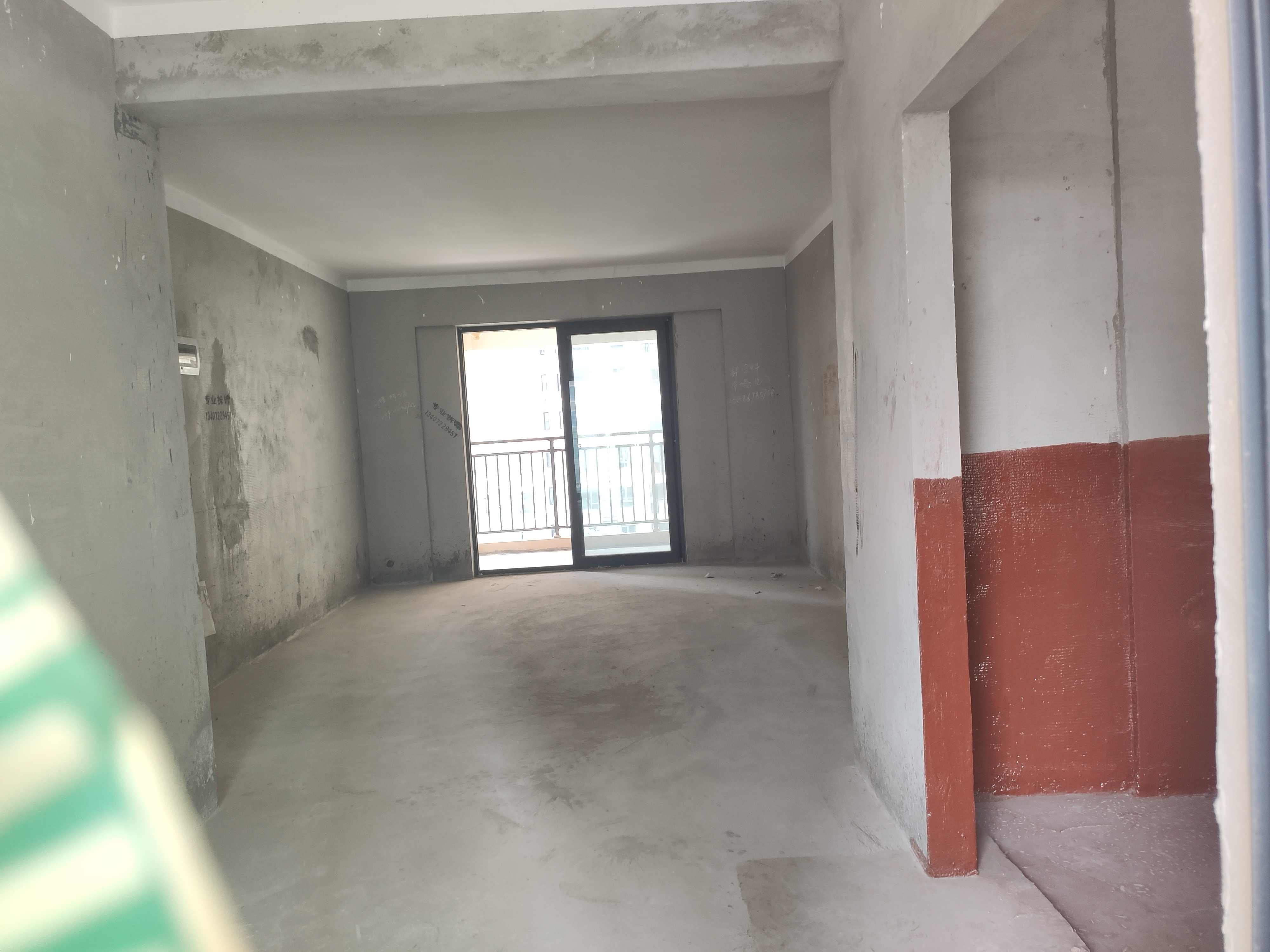 森林国际翡冷翠无遮挡毛坯四室南北通透双阳台看房方便