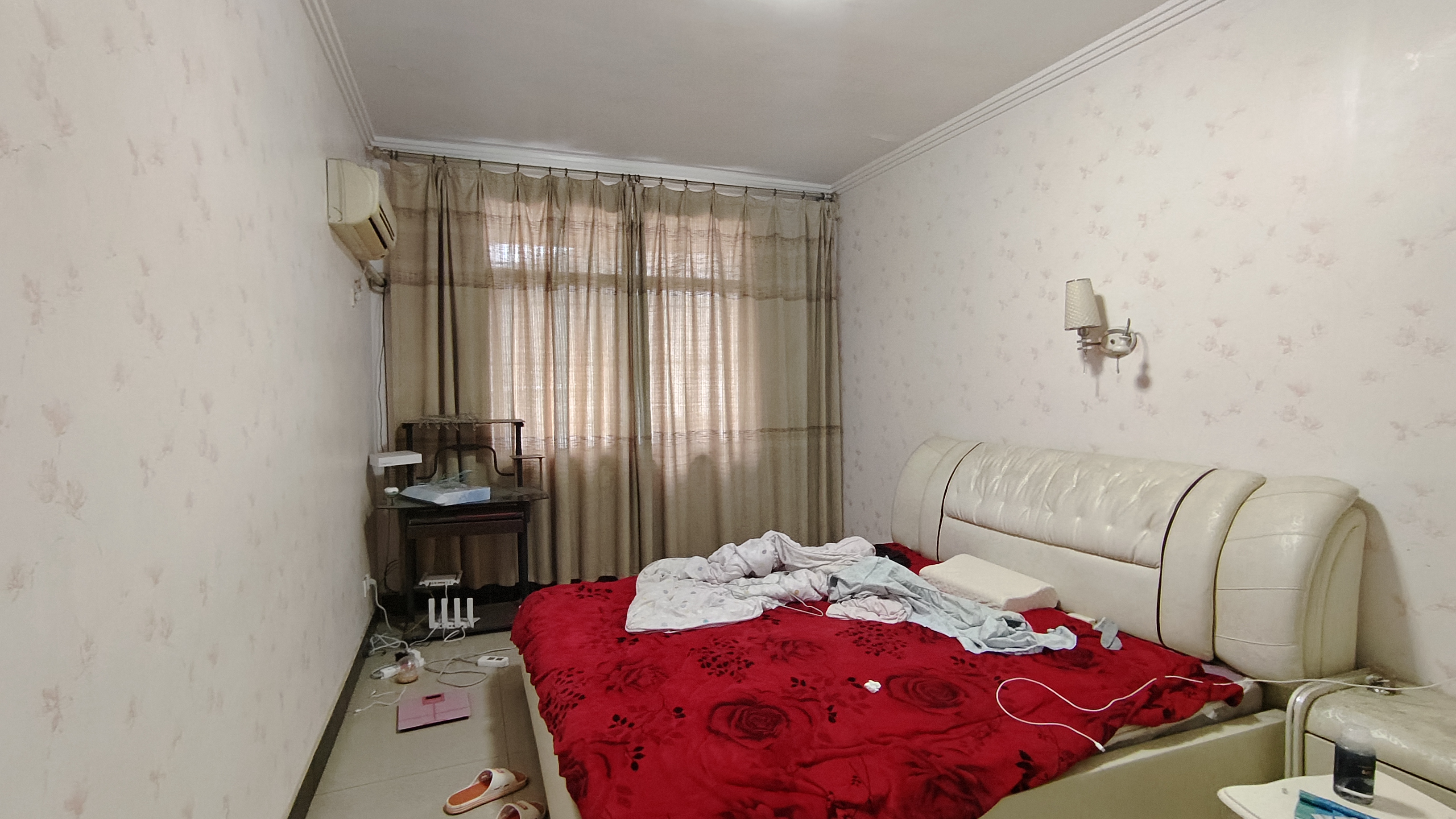 花木公司宿舍.精装三房.中间楼层.看房方便