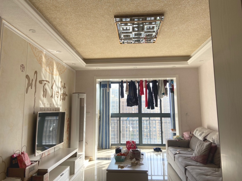 森林国际城3室2厅 精装修 家具家电全配 拎包即住 优价出租