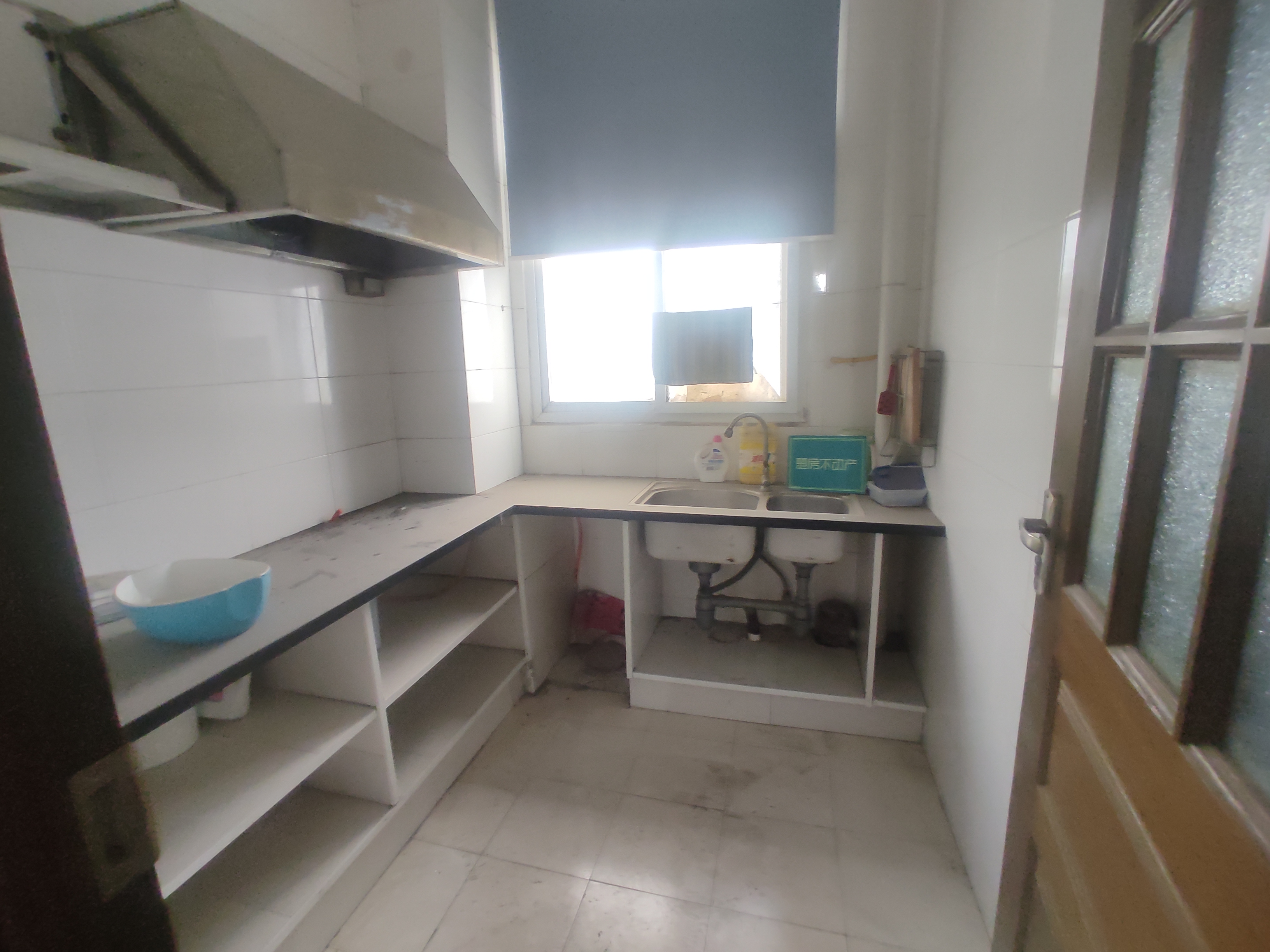 荆洪花园老证南北通透诚心出售