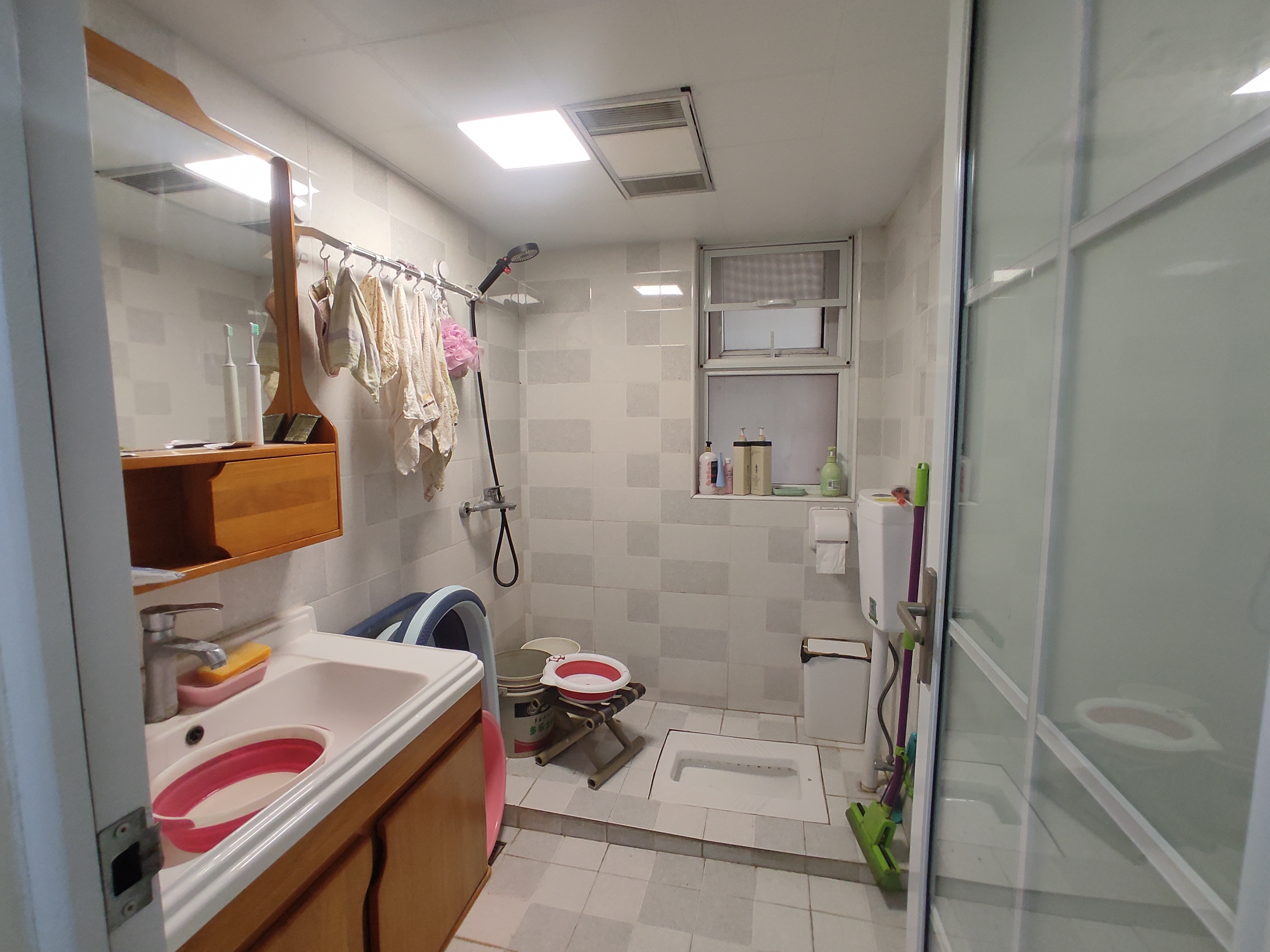 满庭春.精装三房南北通透.证件满二.看房方便