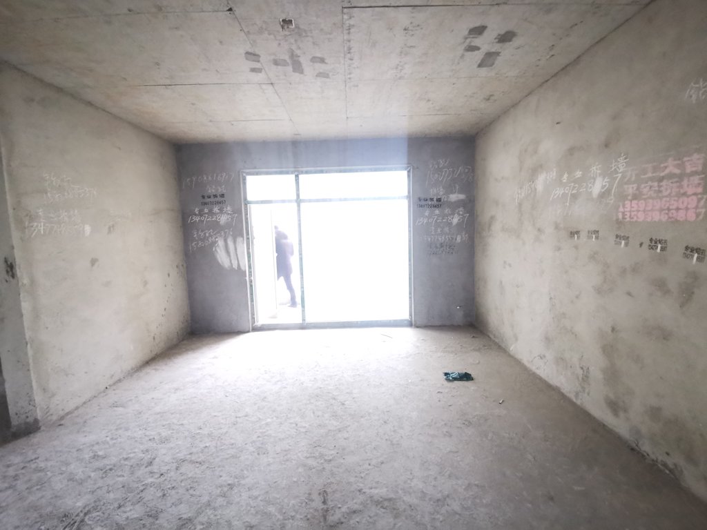 和合国际四期 送入户花园  来了稀缺资源好楼层看房方便赶紧联系我