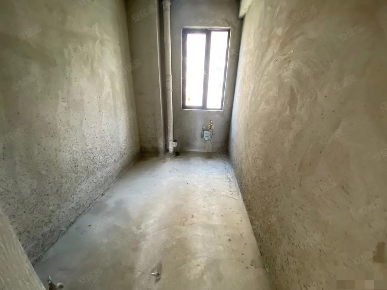 26，荣怀小高层，好楼层11楼，双阳台边户，毛坯三房，证满二