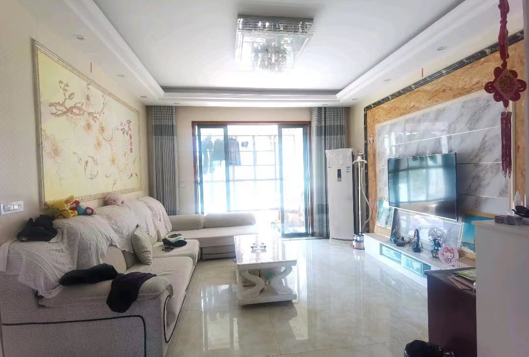 御台公馆.精装三房两卫.南北透通.看房方便