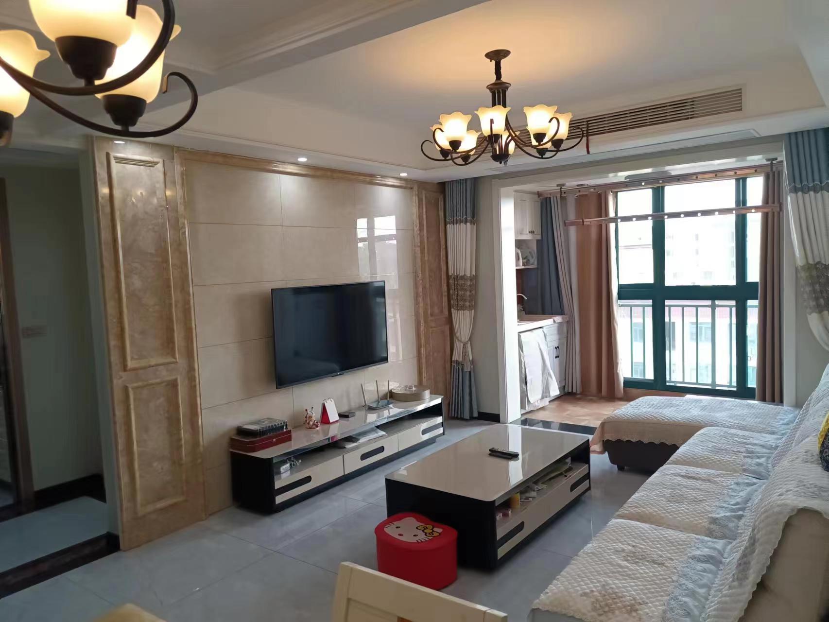 新城一号四期 精装三房 成色新 看房约