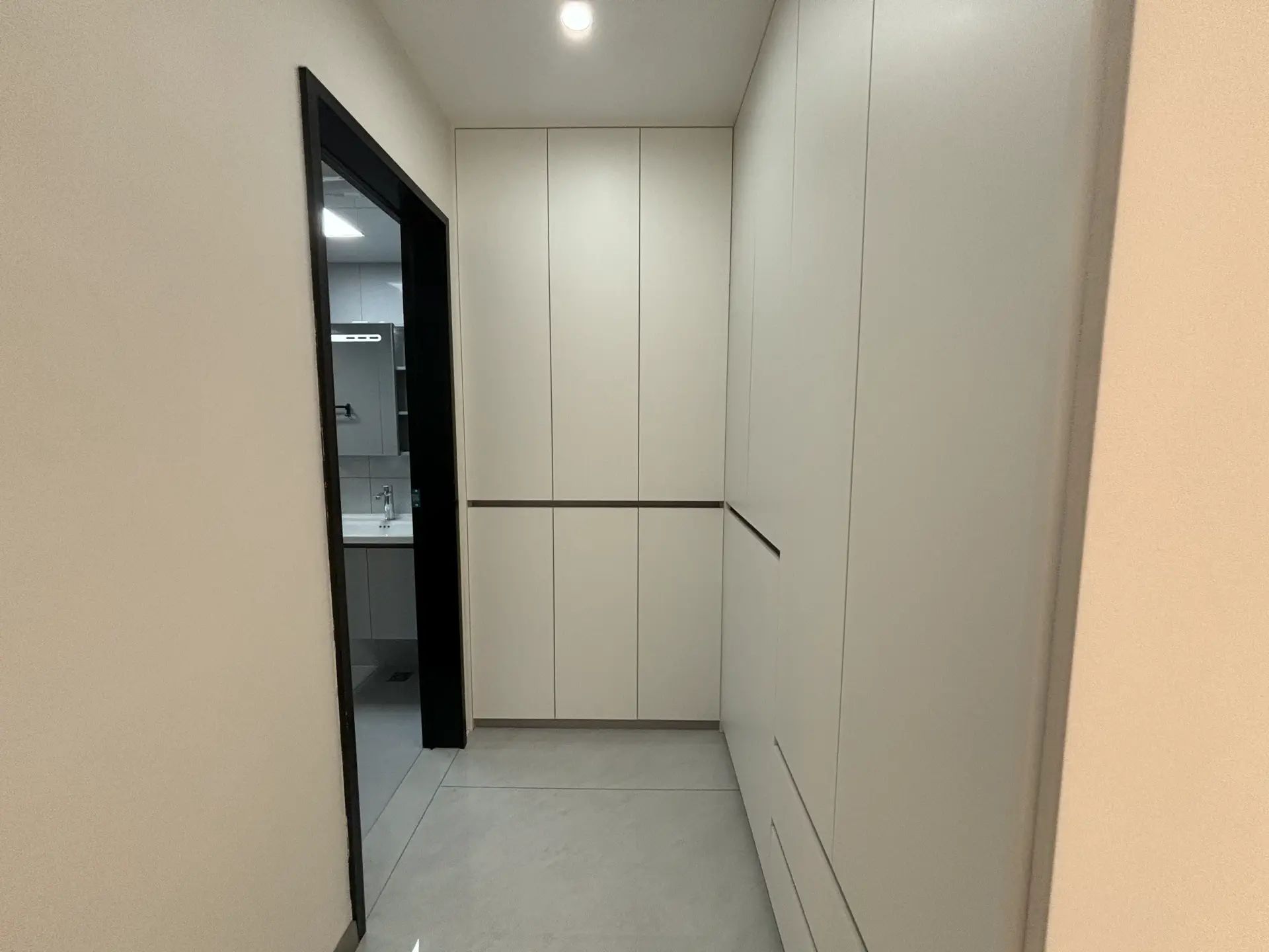 城南，沔街旁，御湖世家，单价5字头，证满二年，送地下车位，业主诚心出售