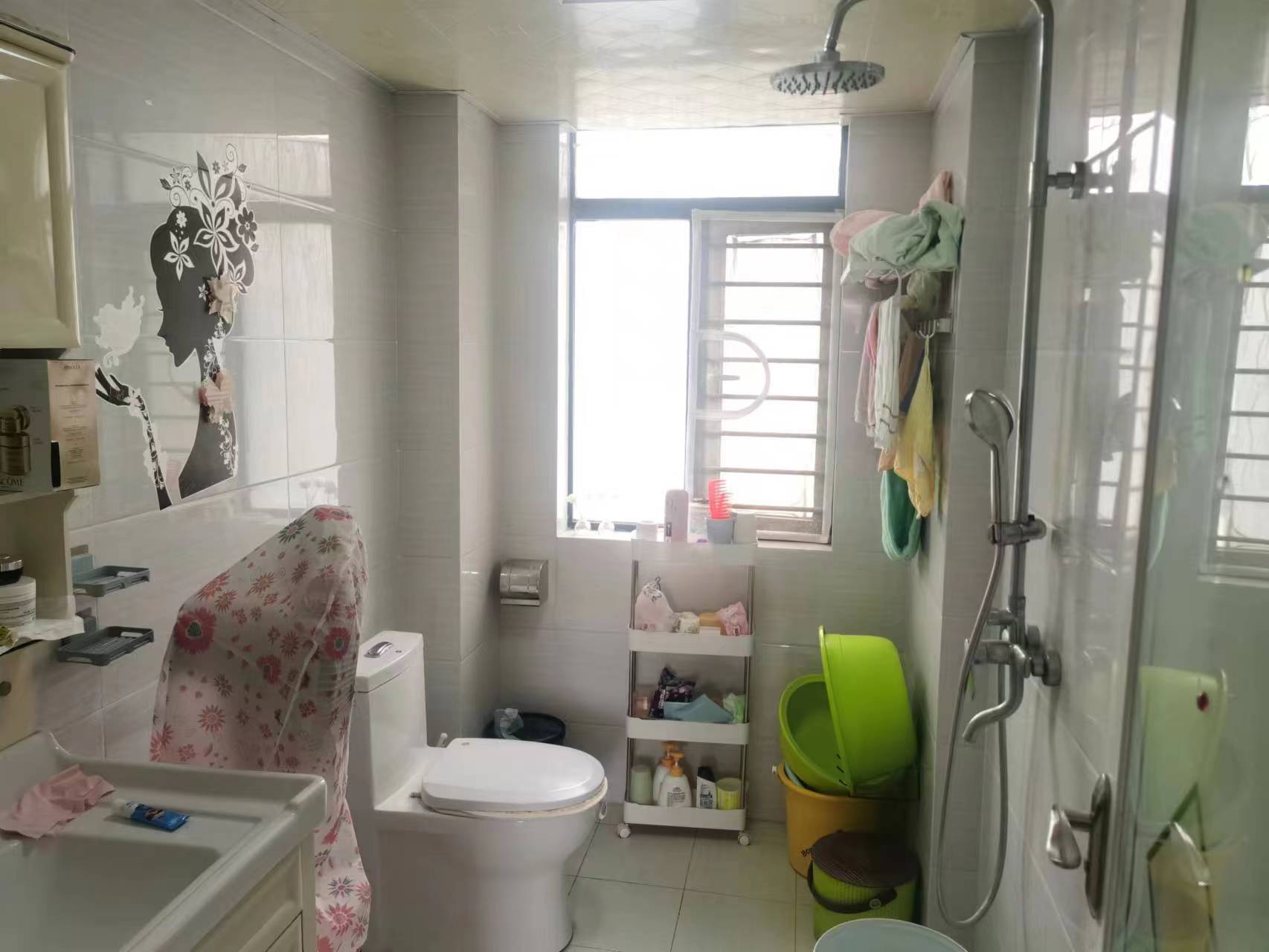 城南新城一号精装三房满二看房电约