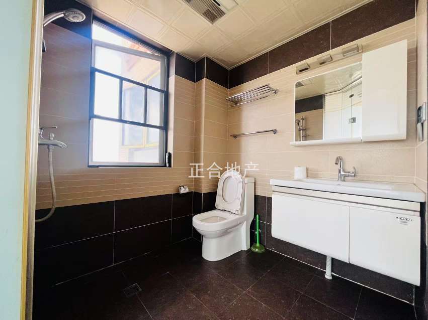 香格里拉，小高层，精装三房，好楼层，拎包入住，满五