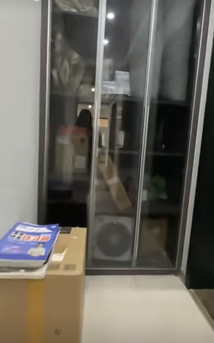 蓝天新城，人车分流，9.5成新，精装三房两卫，诚心出售