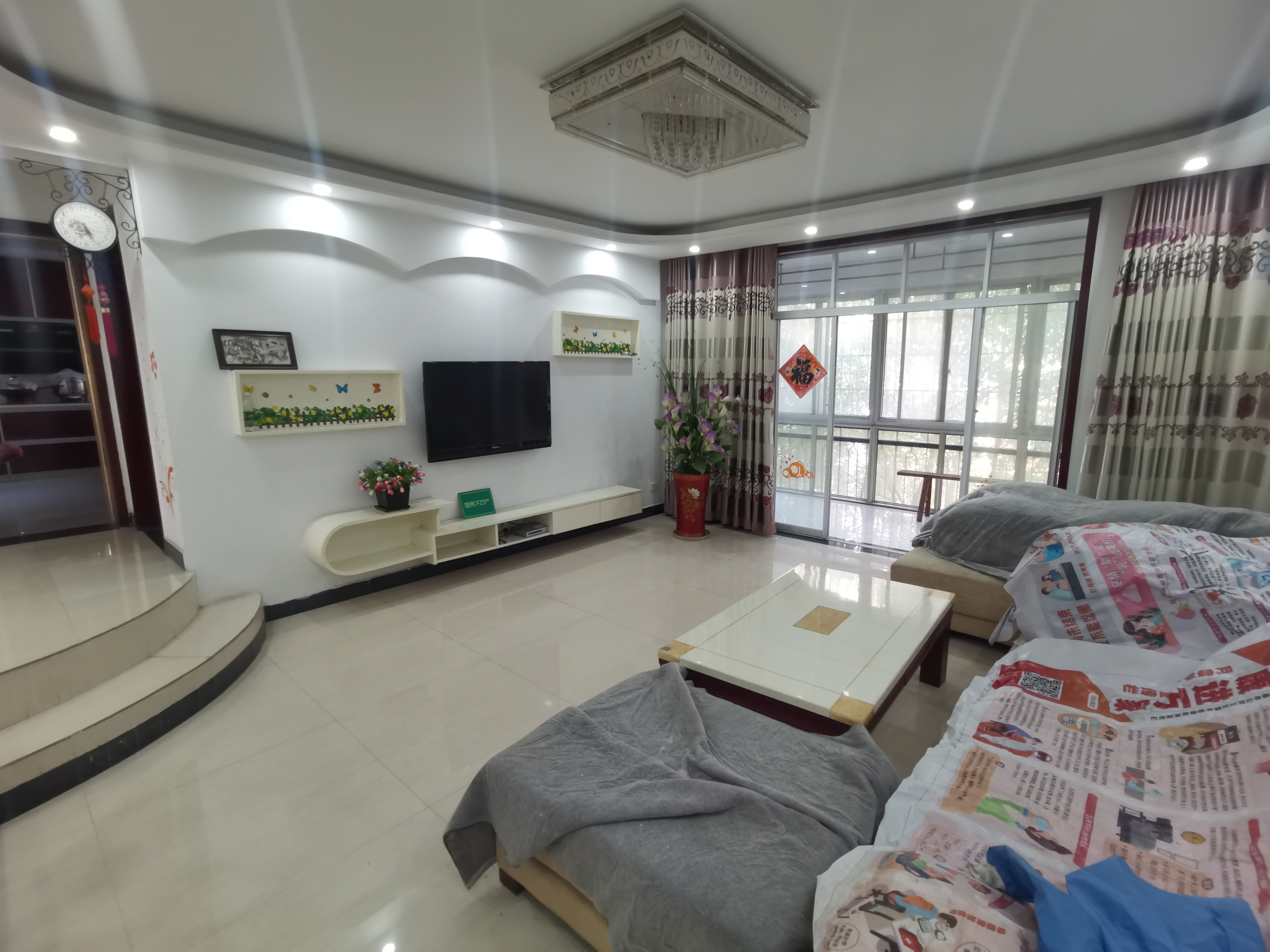 水岸人家精装大三房  环境优美  空气清新