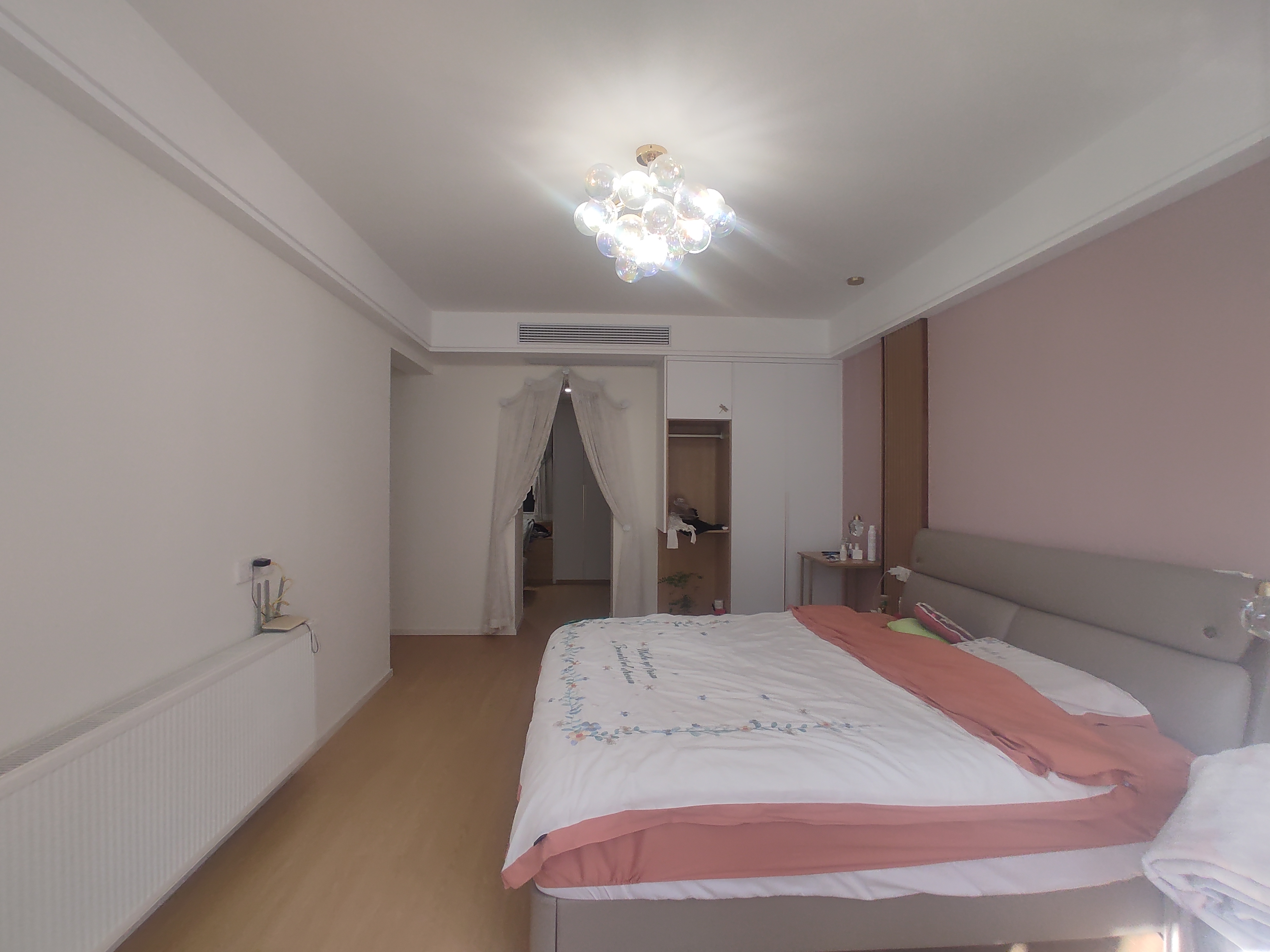 荣怀。及弟世家全屋品牌定制复式楼带全屋供暖产证面积120平赠送面积60几平业主急卖