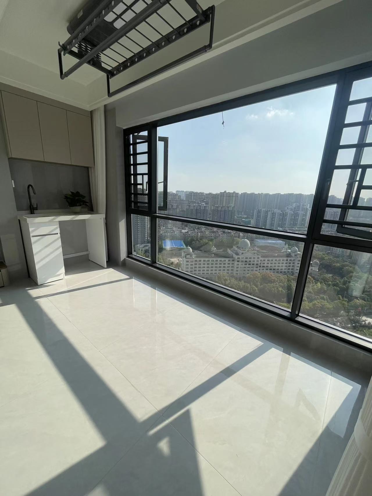 福星城3室2厅2卫家具家电齐全拎包即住!年底结婚的理想选择！