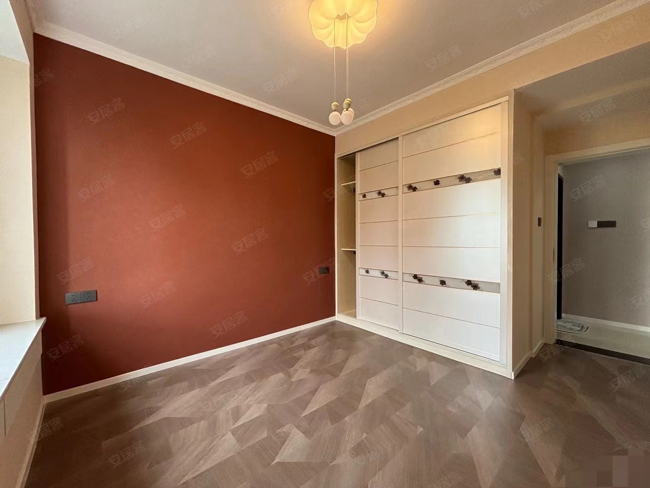 58，降价了，捡漏，新城壹号洋房，精装3房，证满二，品牌装修，户型采光好