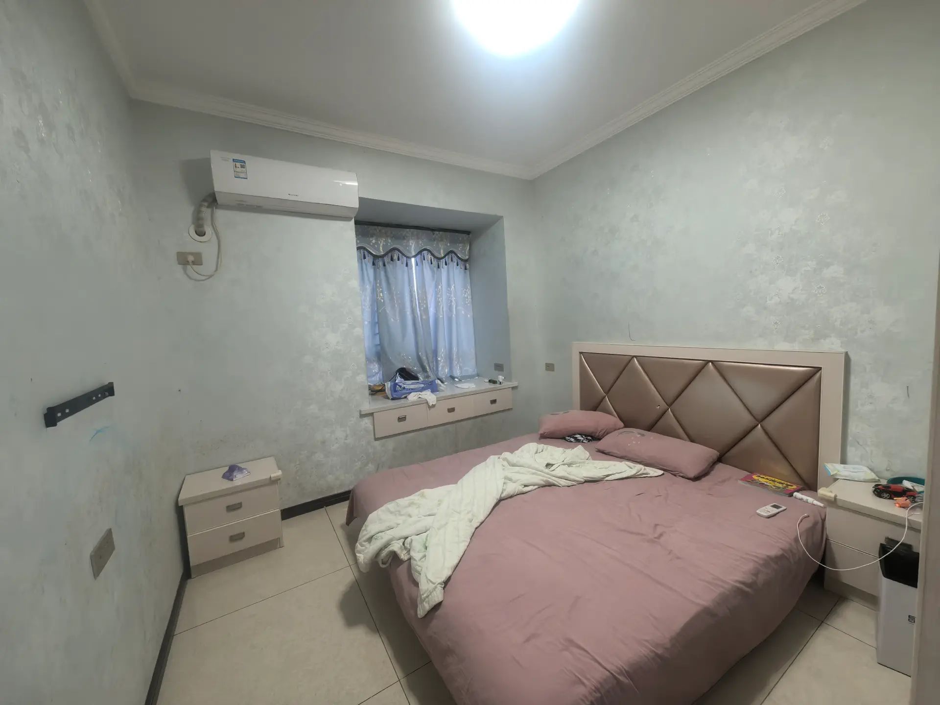 森林国际城3室2厅2卫精装修家具家电全配优价出秀