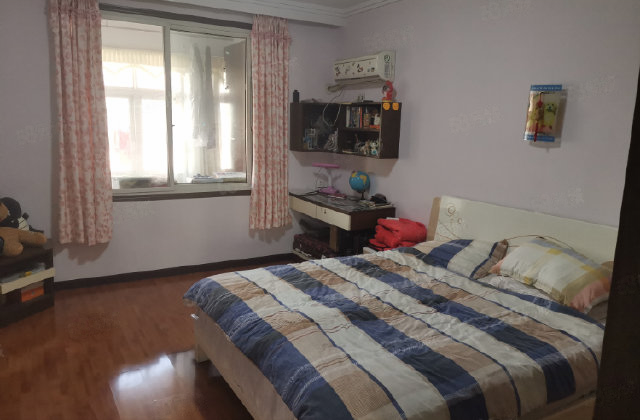 毅德园3室2厅2卫南北朝向