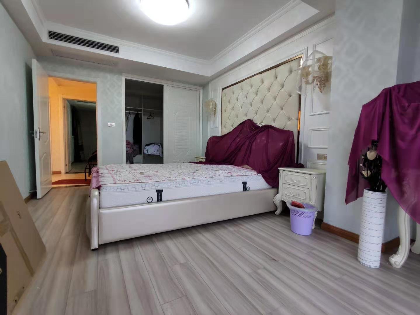 颐和公馆复式楼不是顶楼全屋精装修品牌家电3是2厅