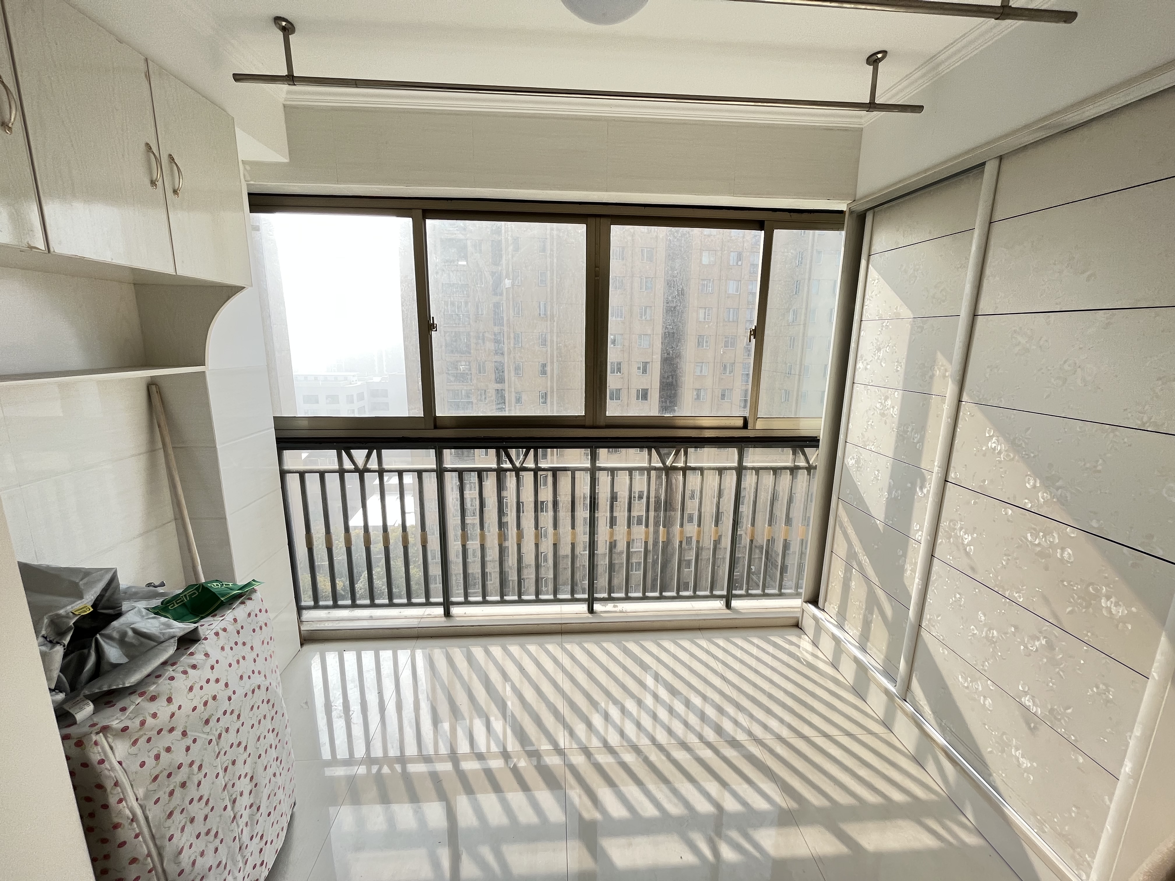 锦绣江山精装小三房电梯好楼层成色新满二