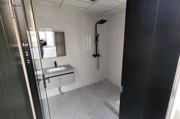 四中附近龙华山林工商宿舍全新装修三房十几米大阳台拎包入住