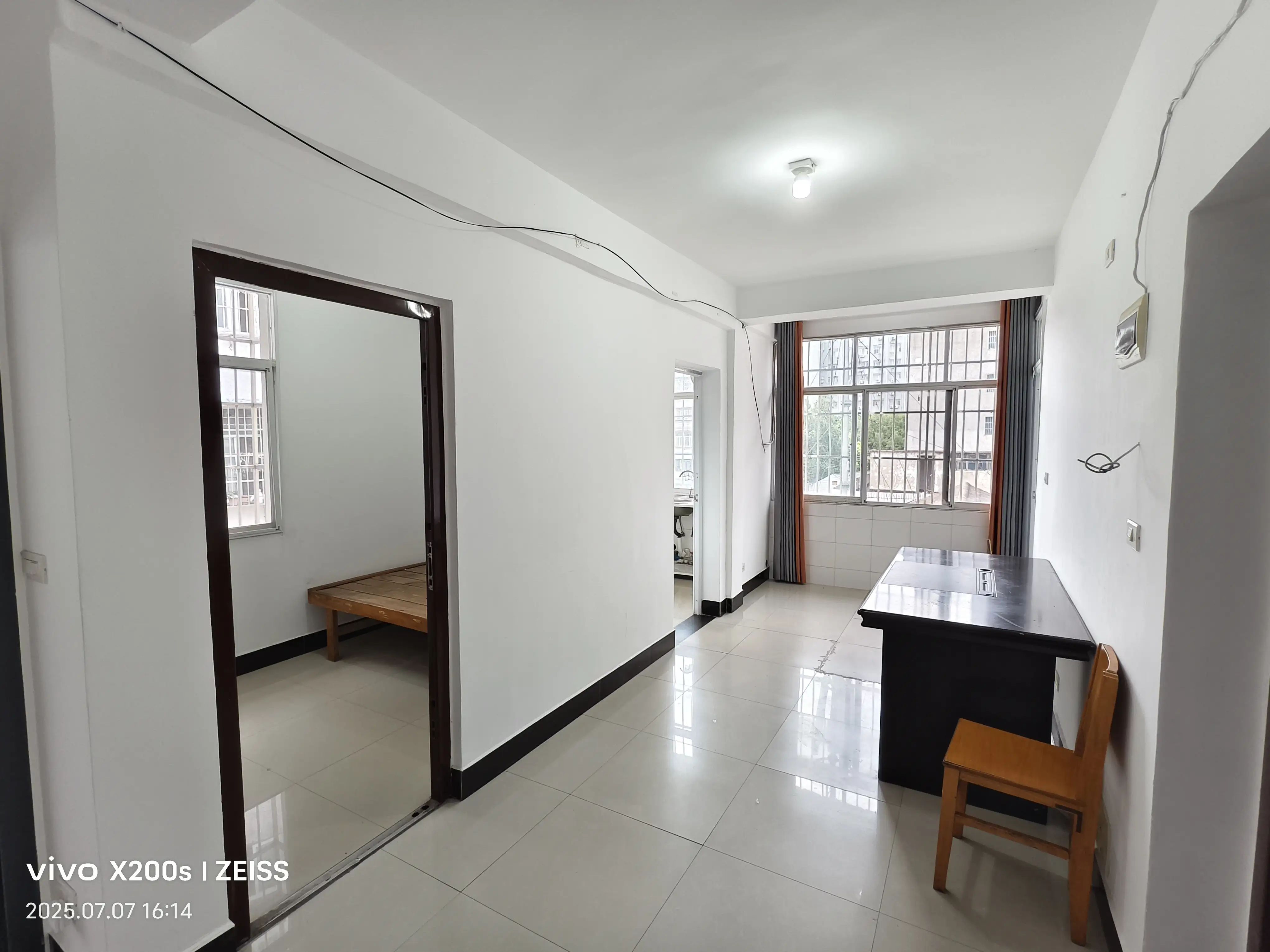 沙嘴公安局后面地段好出行方便优价出售！