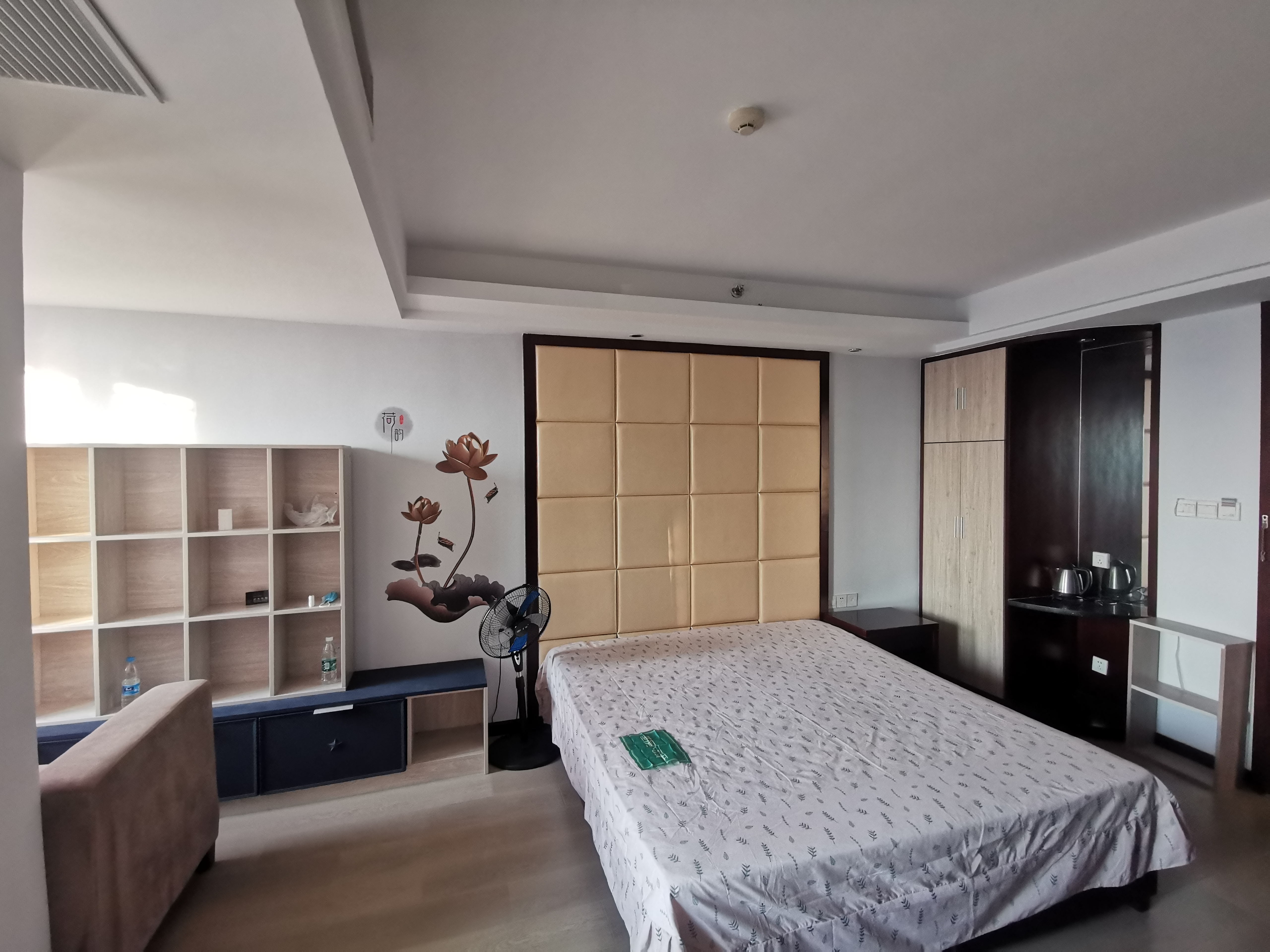 凯宾斯商城附近读三中全新精装房好楼层拎包入住可租可售