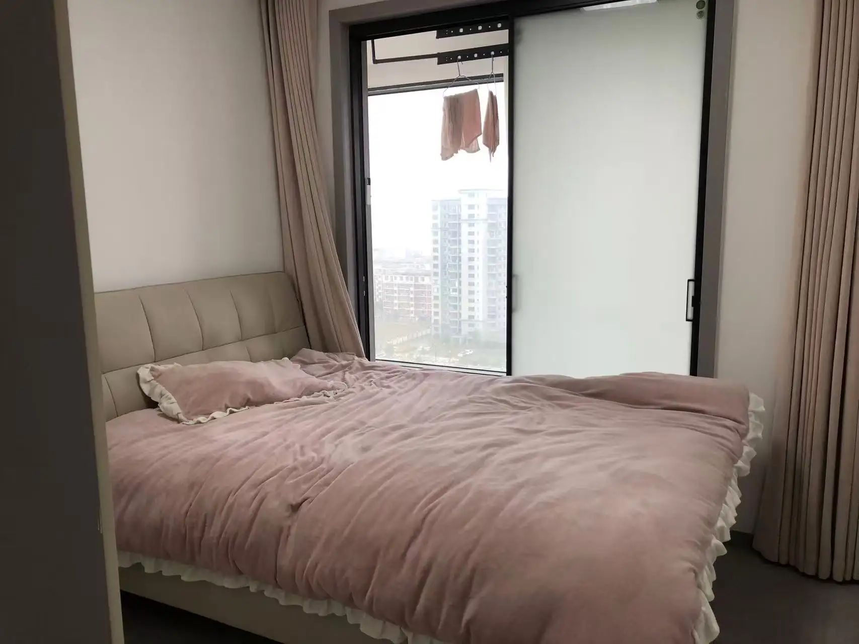 城南，吾悦广场，精装三房，电梯中层，业主自装，基本没住