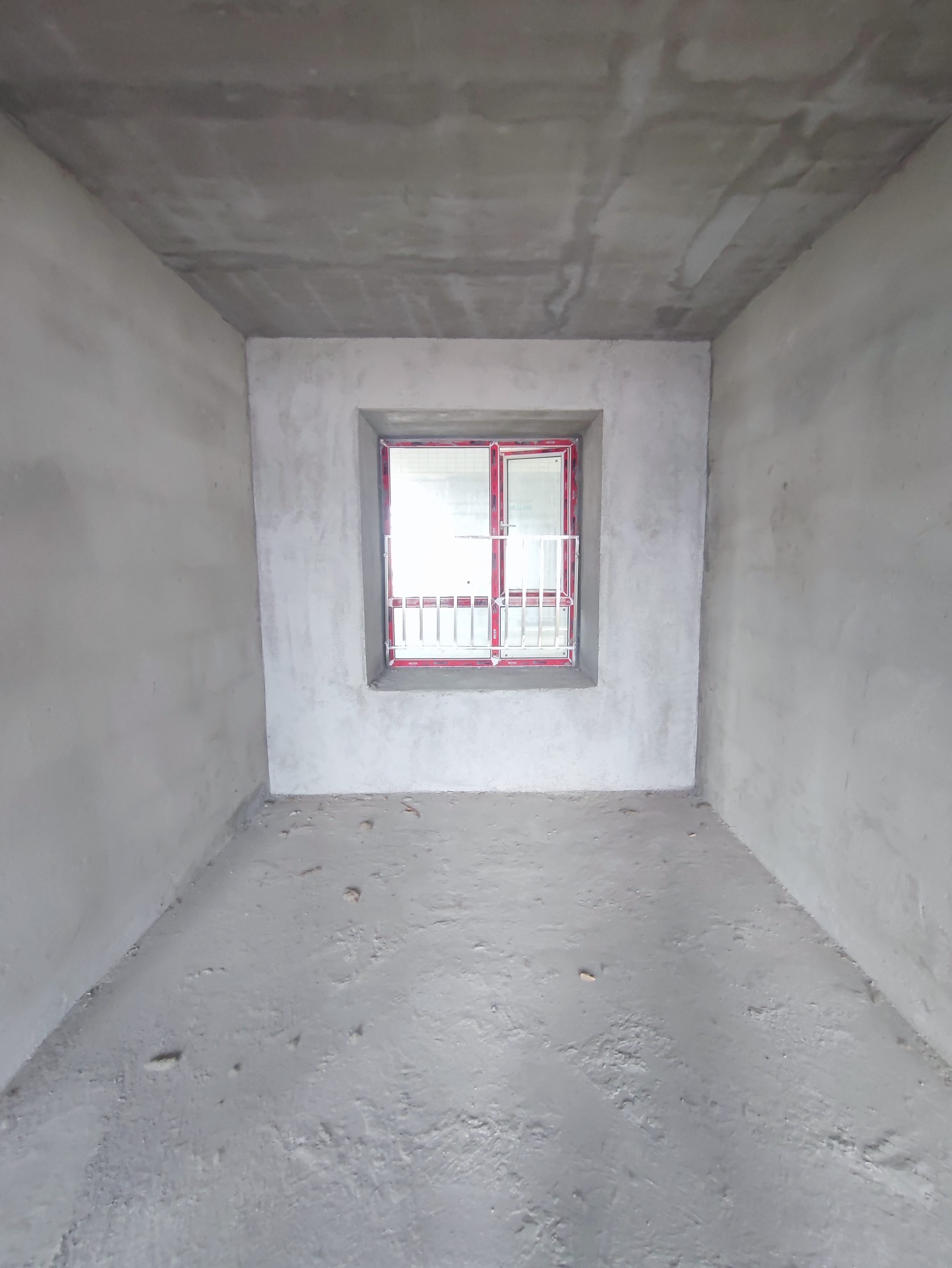 沔阳公馆毛坯三房三开间朝南户型方正采光好