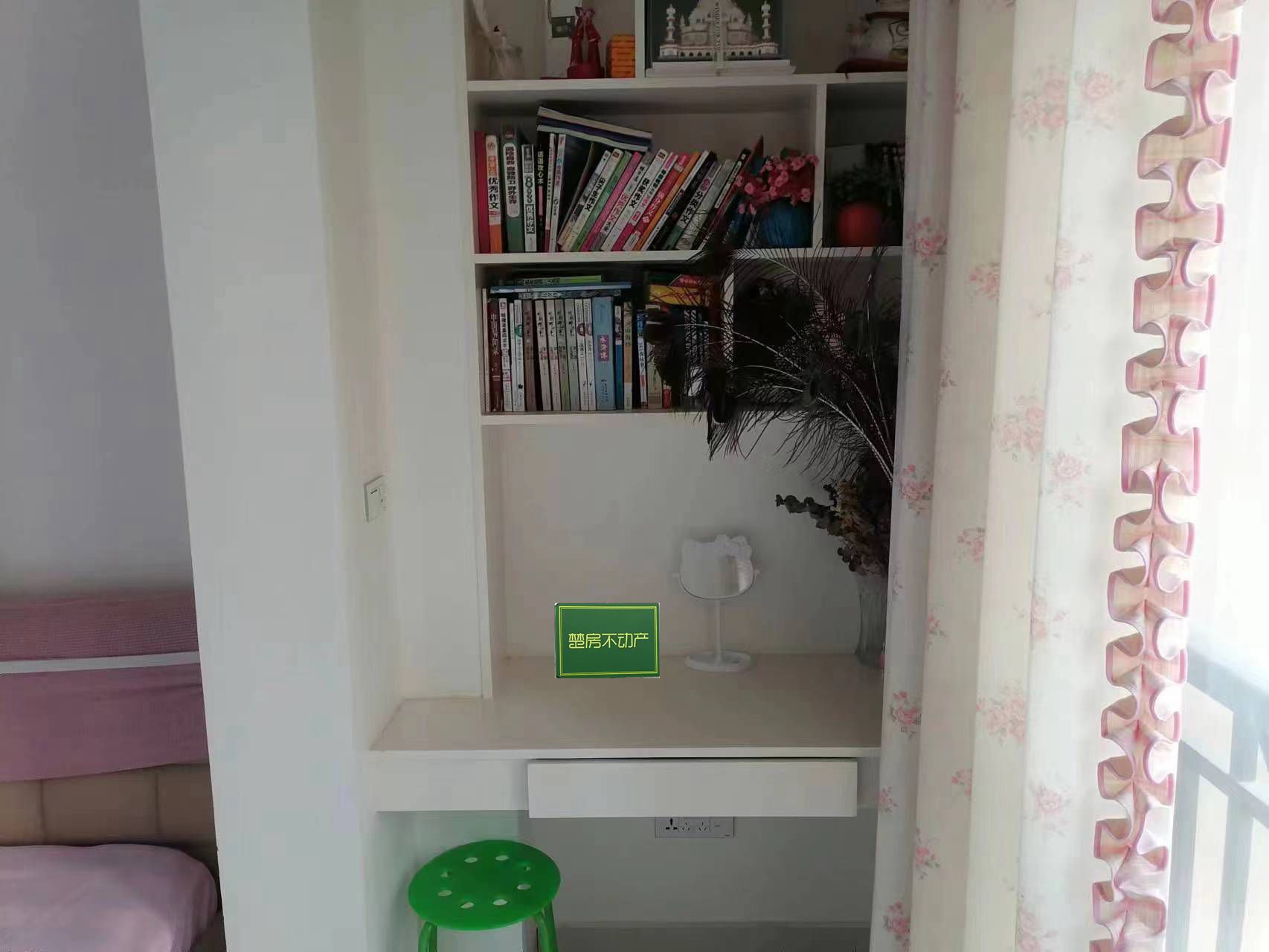 锦绣江山，精装两房，保养新，环境优美，采光好，户型方正，房东诚意出售