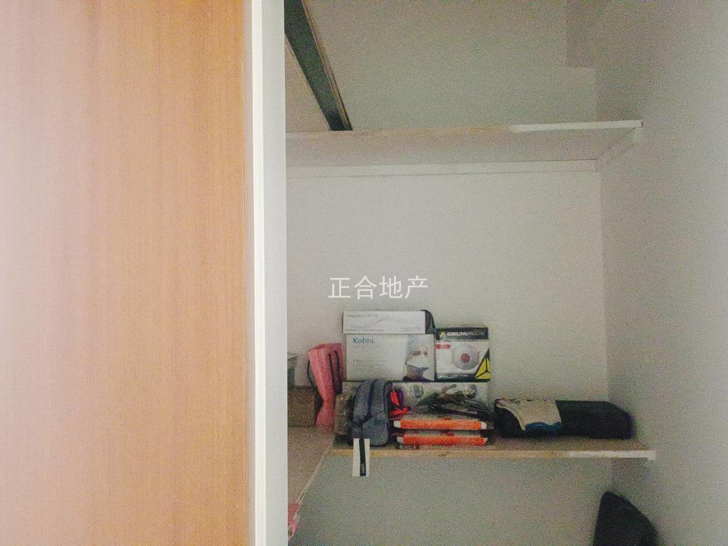 城南，福星城，精装二居室，电梯好楼层，证满二，诚心出售