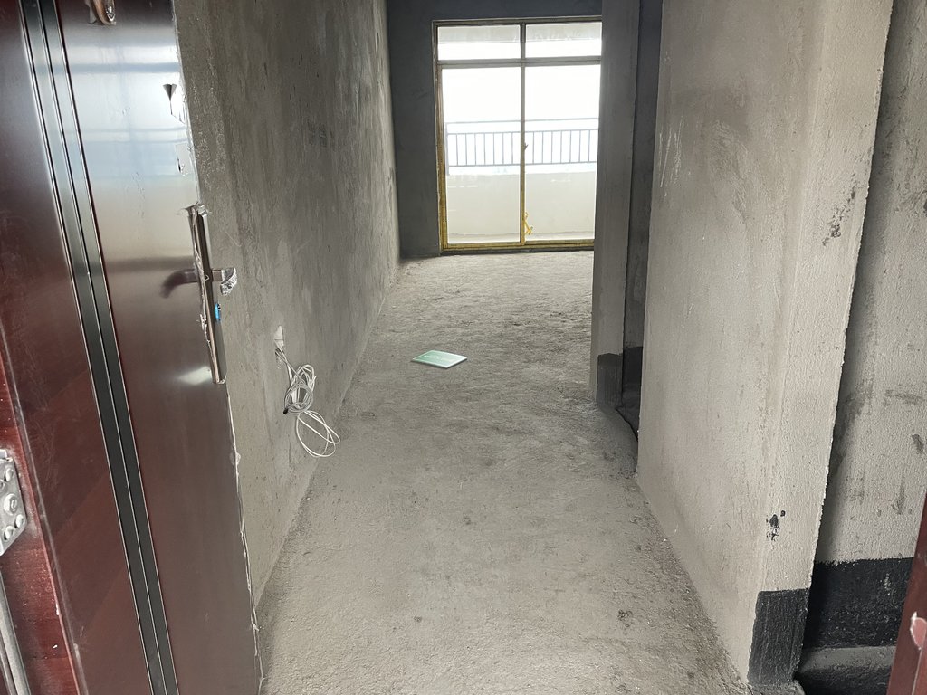 沔阳天泽园毛坯一楼守付一万起嫁格13.8万起南北通透看房方便诚心出售