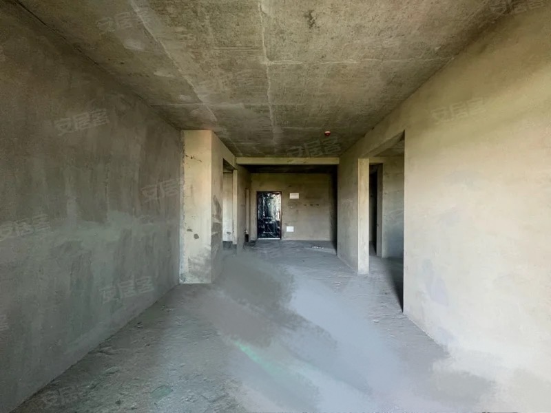 119， 房东诚心卖！南城，南国明珠， 单价4999元，好楼层，证满二