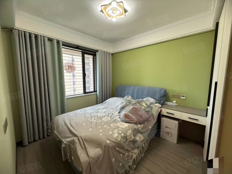 捡漏，城南，荣怀，小高层1梯1户，全新婚房，装修9.9成新。精装三房，朝阳晓学➕朝阳三中，