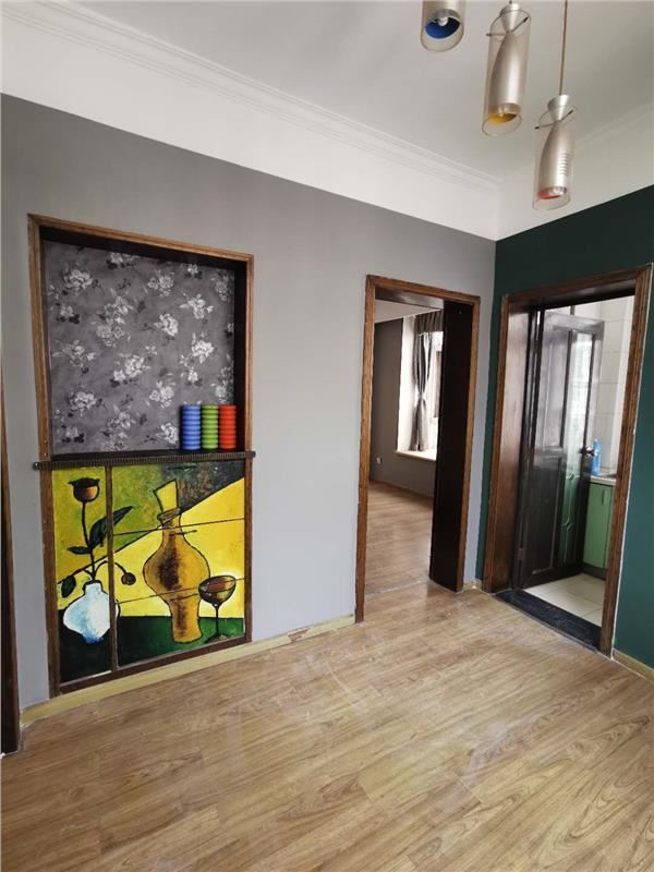 大新路小学旁 宏运名居 拎包入住小户型 步梯好楼层 产证齐全