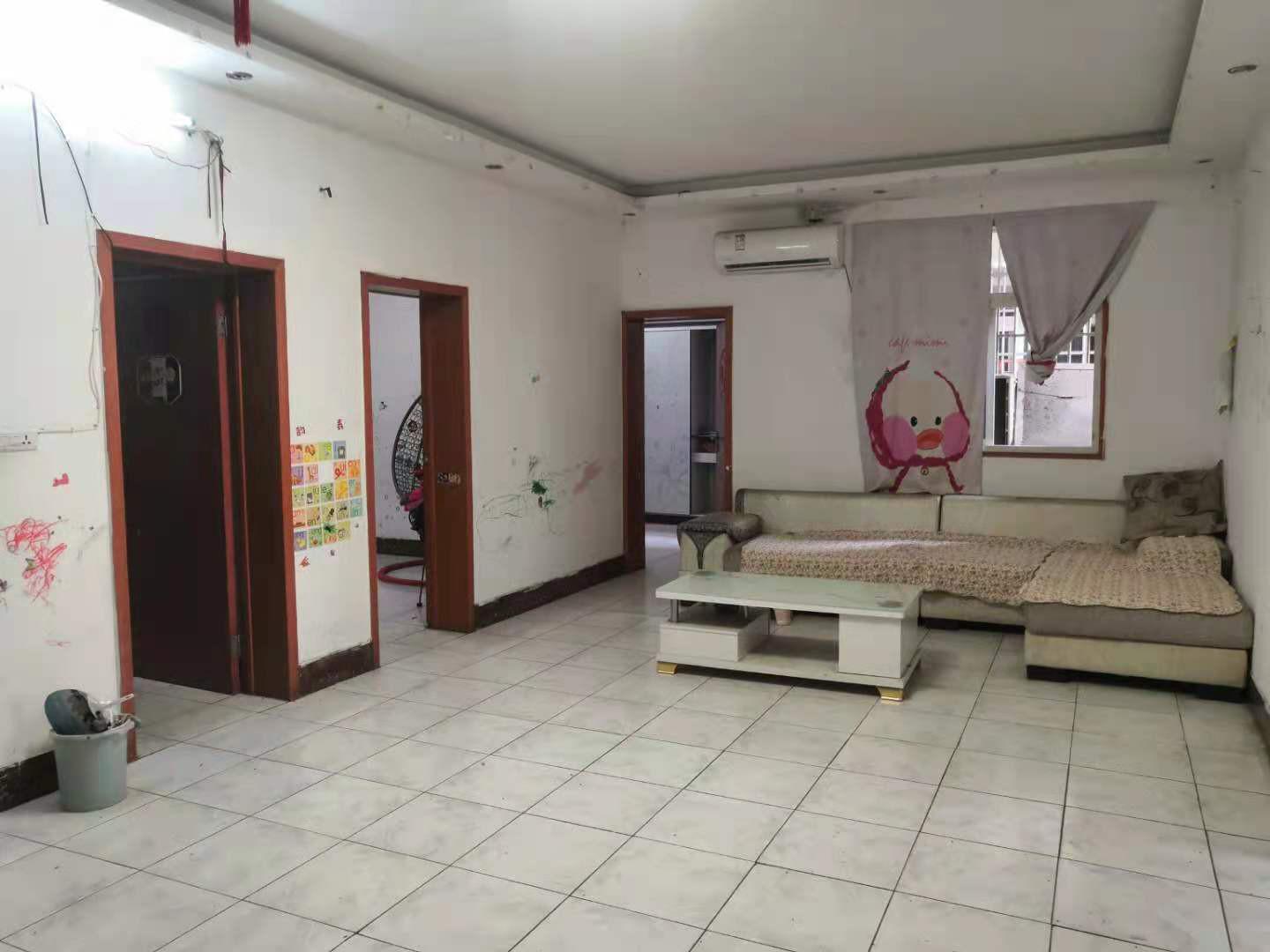 汉江小学旁，纸机厂宿舍，125平，3室2厅1卫