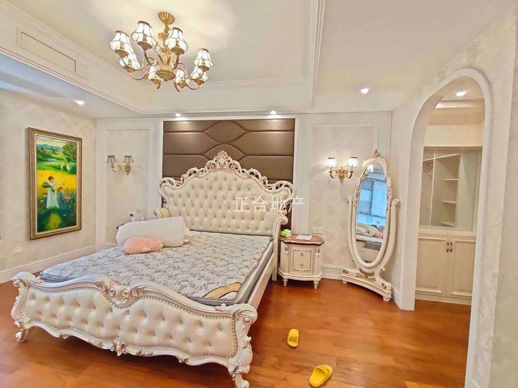 房东急售，城南新城壹号，大平层，电梯入户，花园洋房，好楼层，带车位