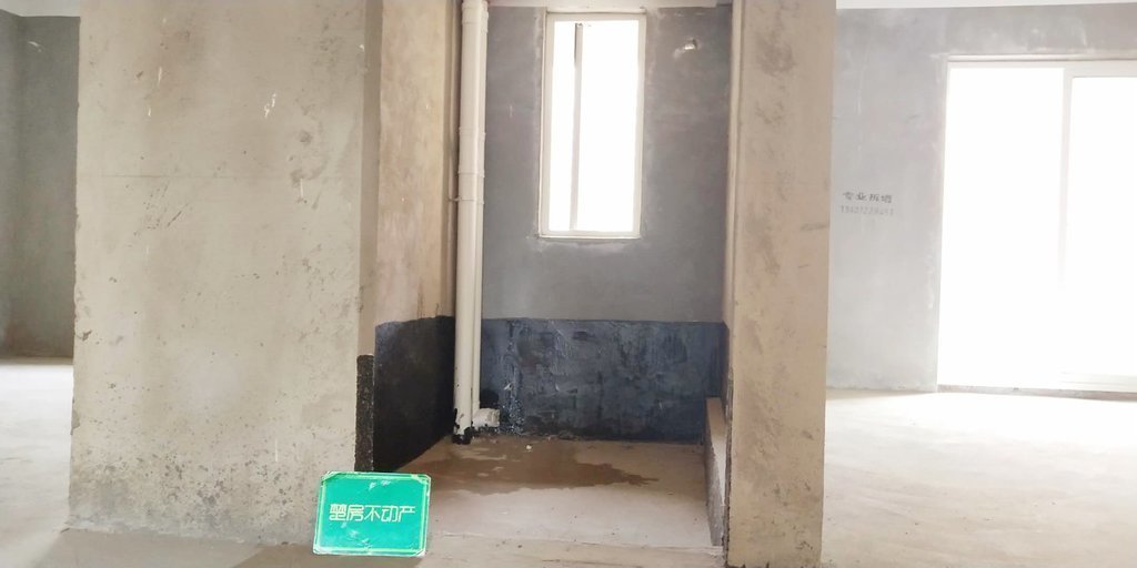 现代森林国际大平层好楼层采光好视野开阔业主人美心善诚心出售