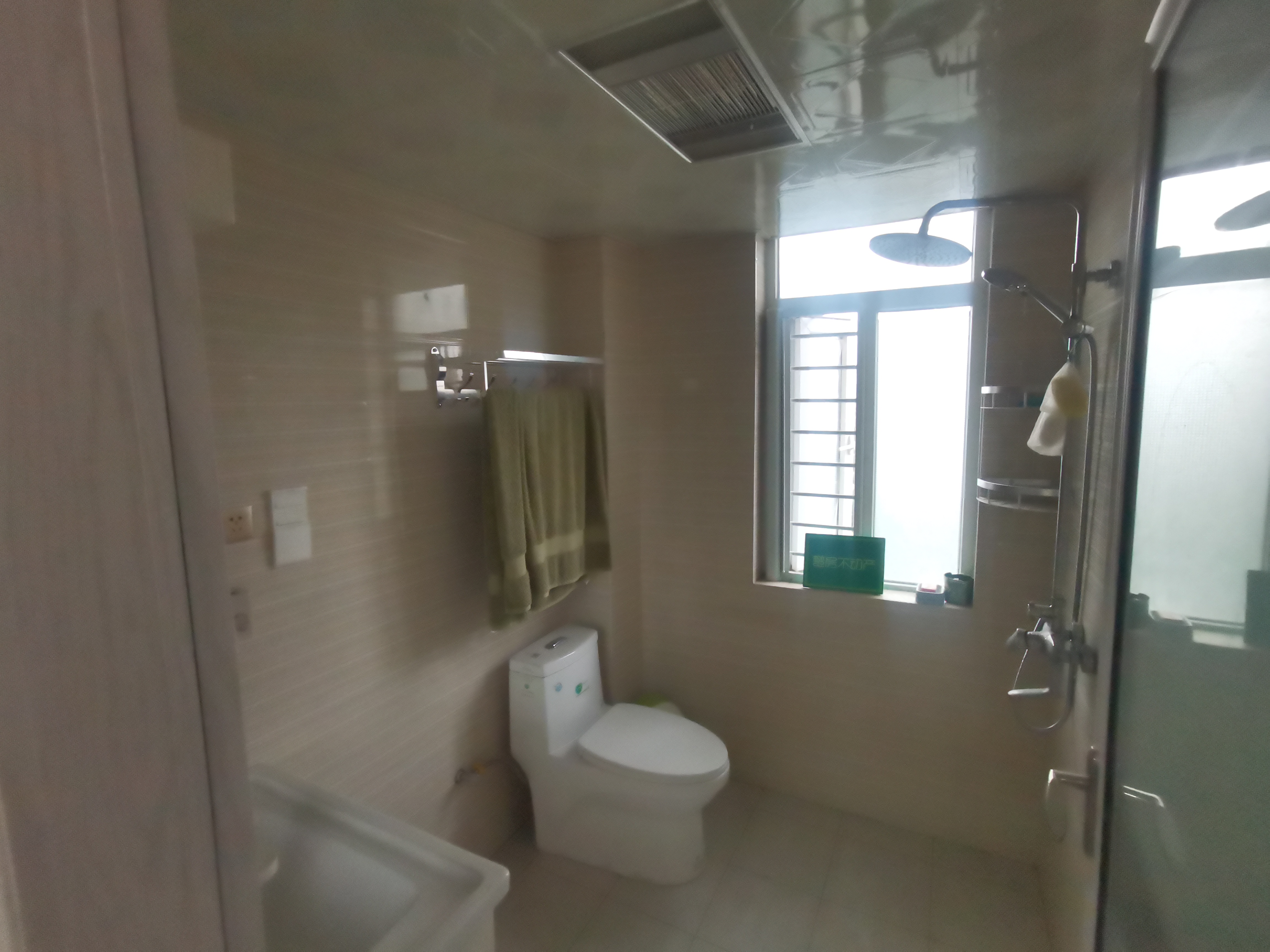 田园国际精装婚房业主急卖看房方便