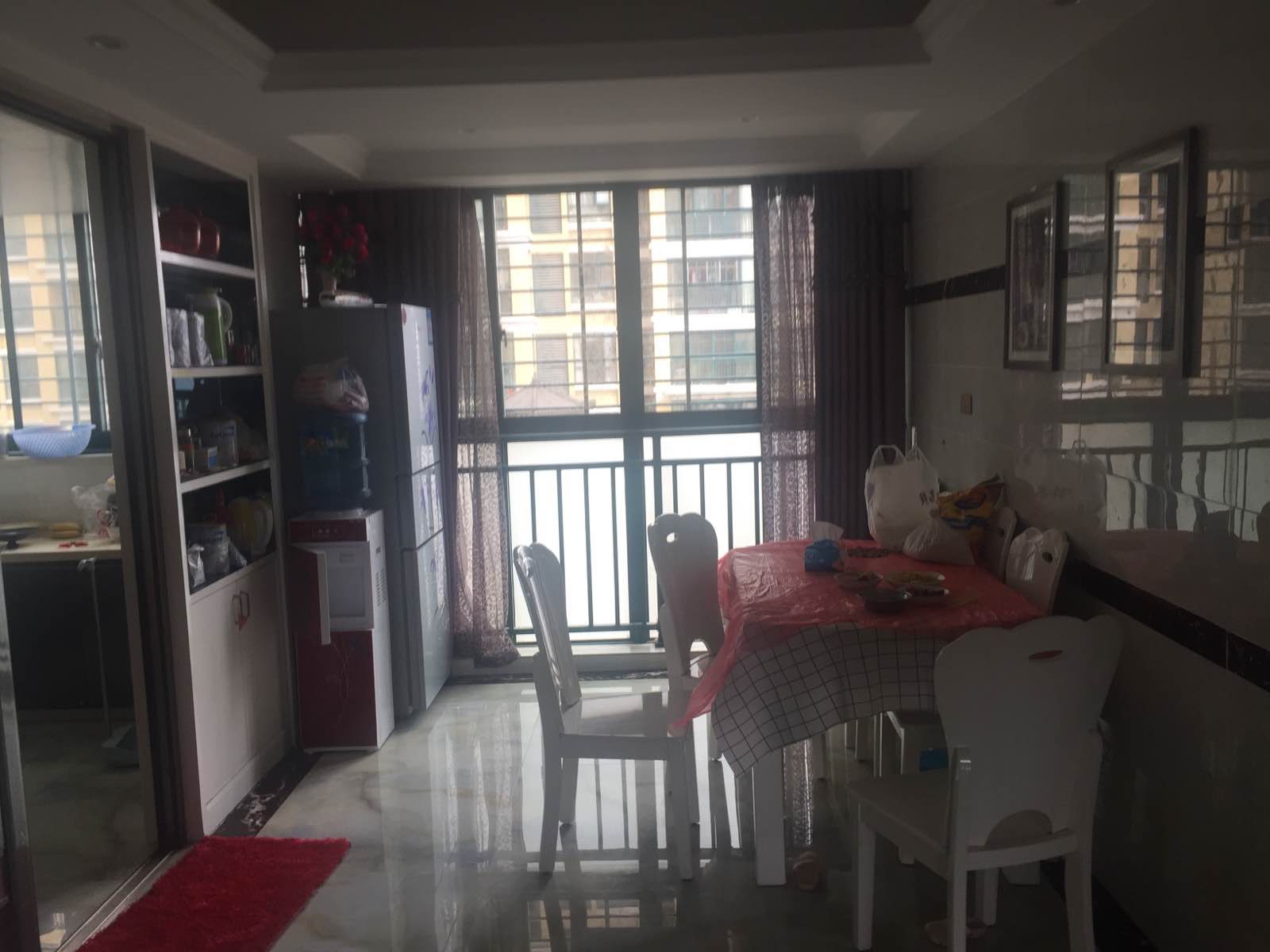 新城壹号大三房，精装修，证满两年，南北通透