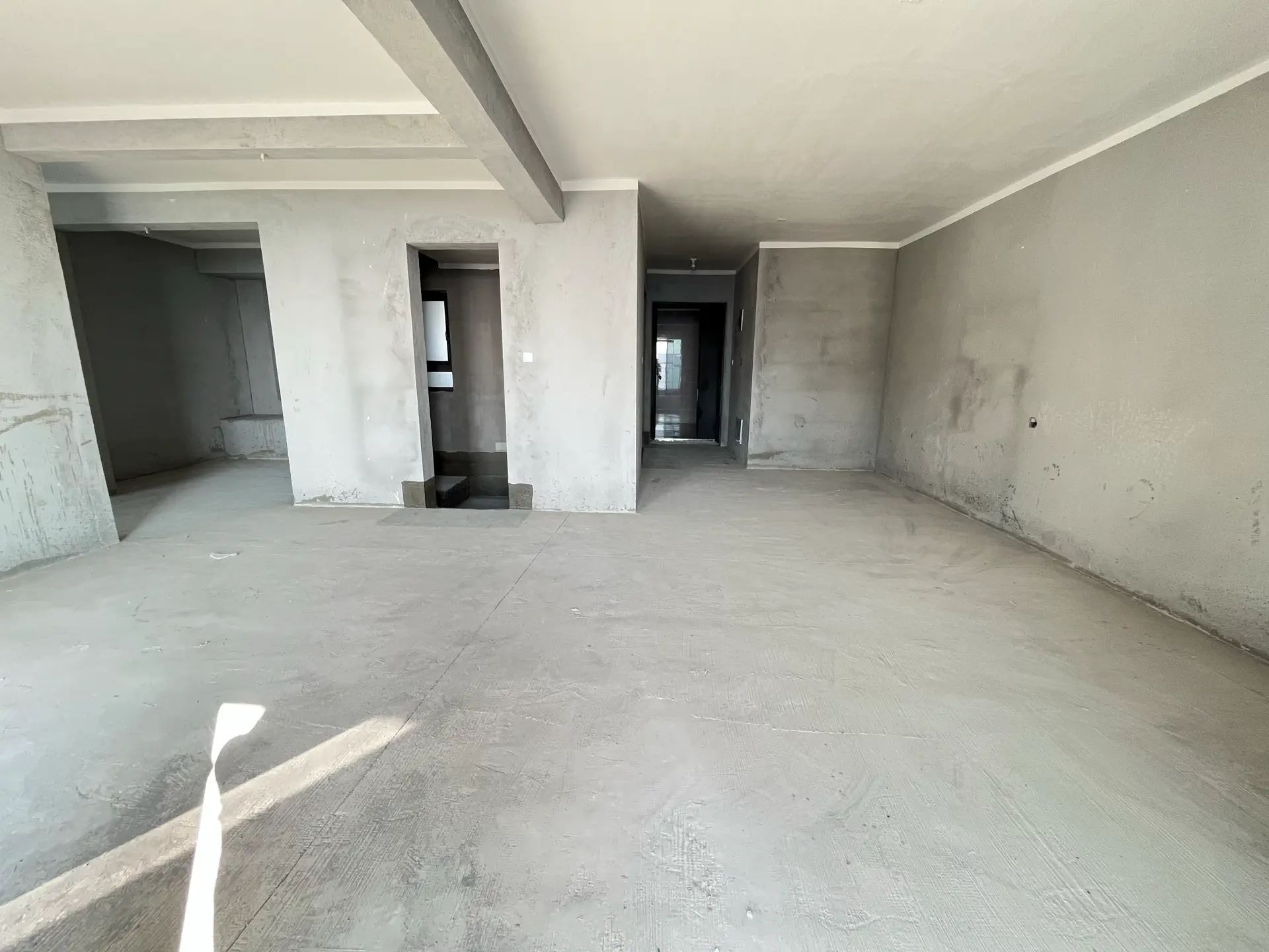 捡漏，城南，吾悦，毛坯三房，电梯好楼层，亏本出，