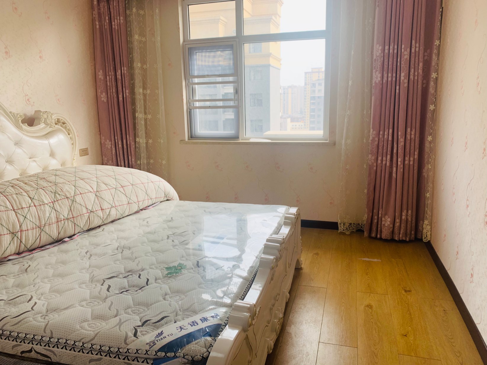 天诚缘精装三房，电梯中间好楼层