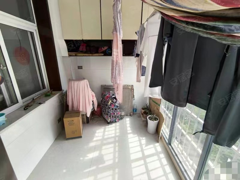 检漏，紫金城，电梯中间楼层，南北通透，证满二，单价4000，边户