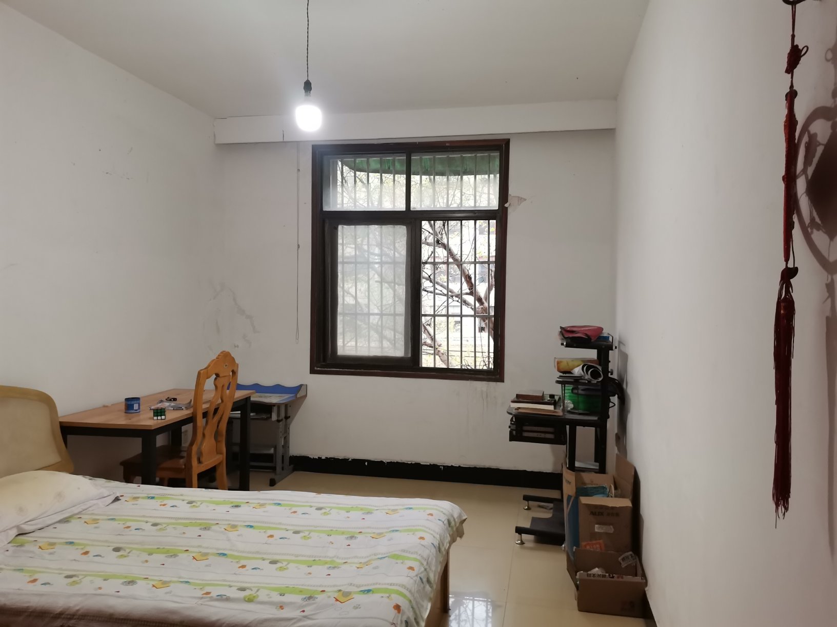 城东水产楼四中正对面步梯4楼3房带一书房支持按揭